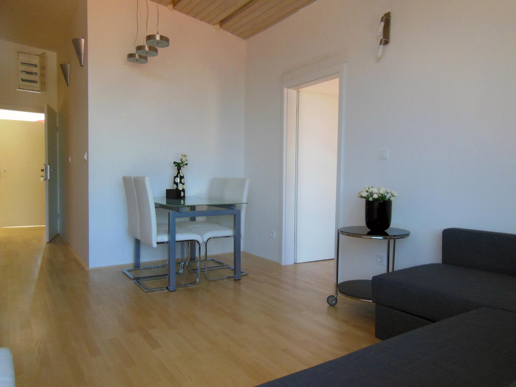 Ai Apartments Λιουμπλιάνα Δωμάτιο φωτογραφία